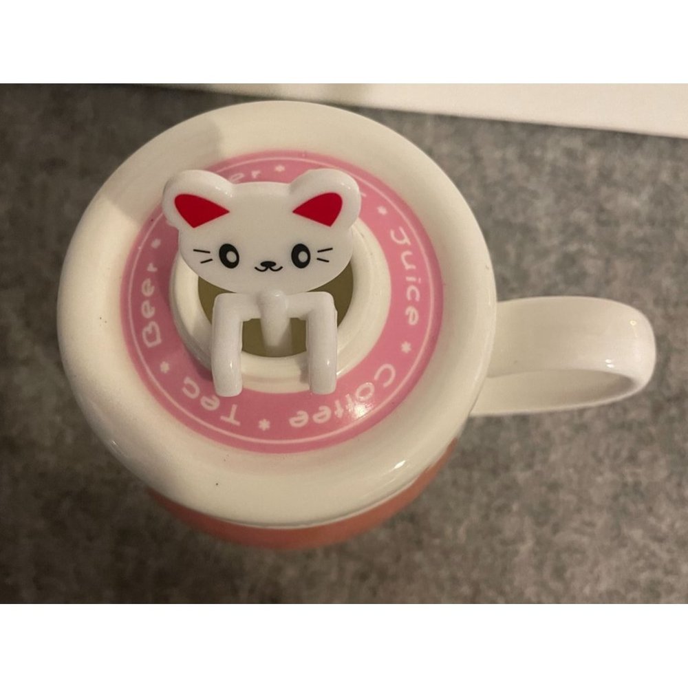 Plastic Fun Mug with Lid and Kitty hook on edge Spoon  # 1622